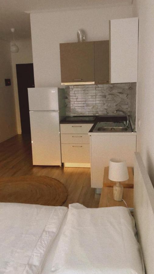 Ionian Apartments Vlore Exterior photo
